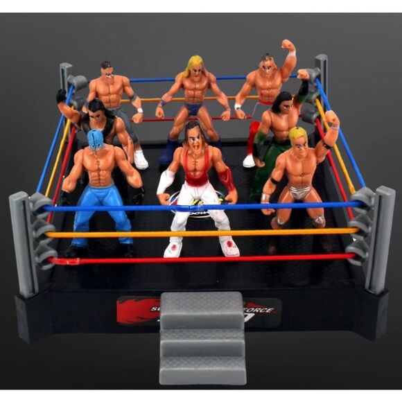 King Of Wrestlers Play-Set 12 Mini Wrestler 2 Rings & Accessories - Picture 6 of 6